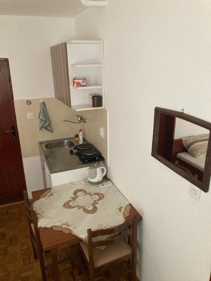 Apartments Aleksic ซูโตมอเร ภายนอก รูปภาพ