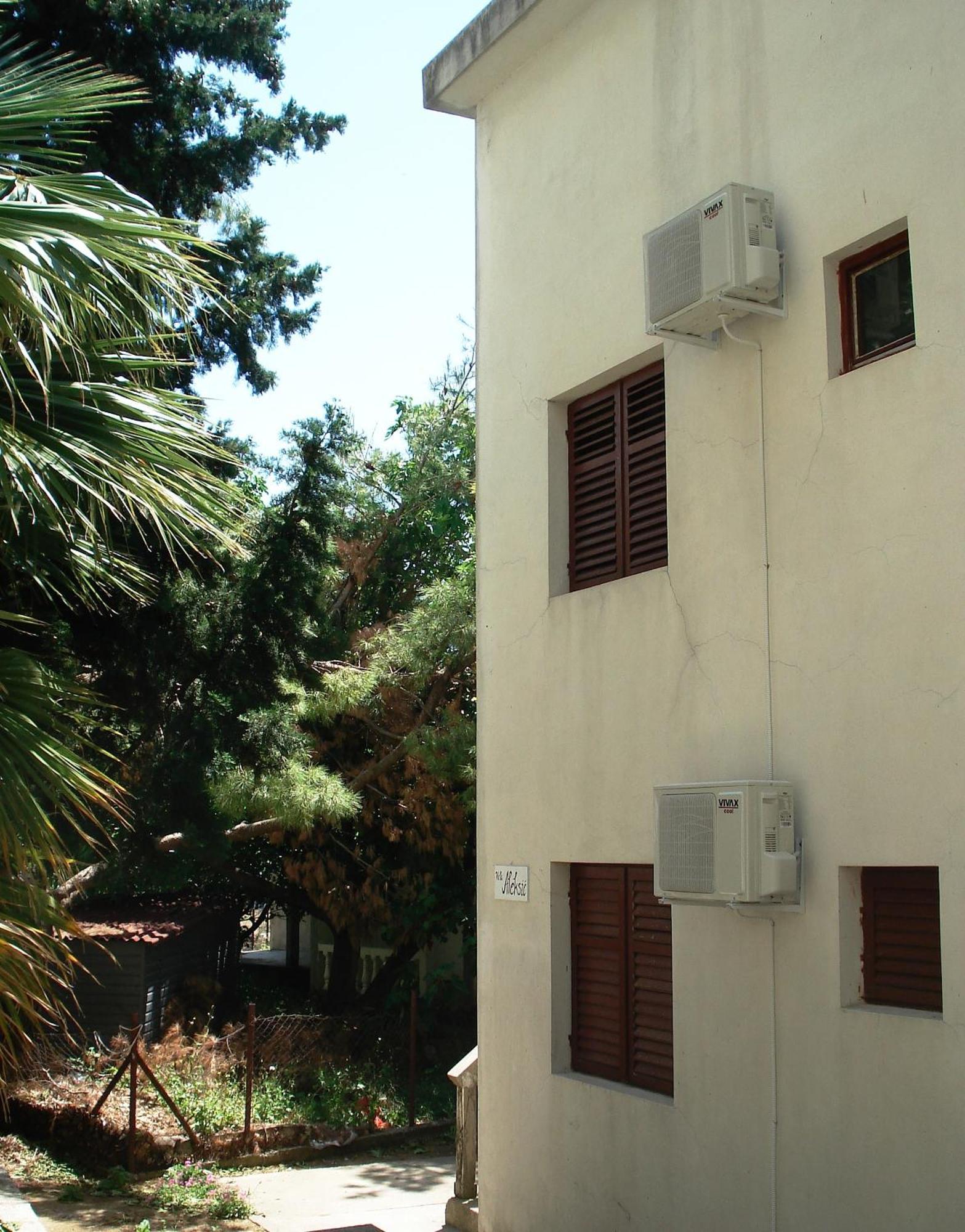 Apartments Aleksic ซูโตมอเร ภายนอก รูปภาพ