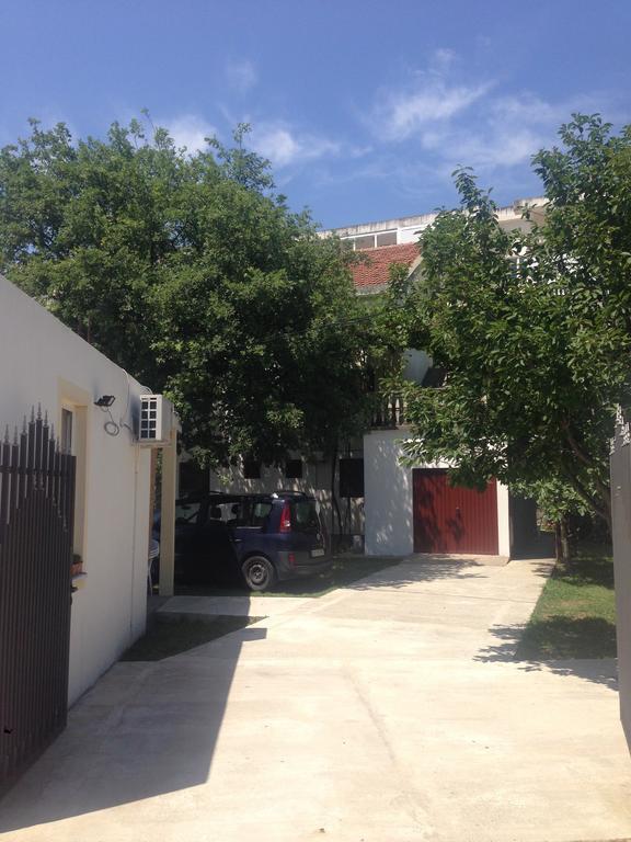 Apartments Aleksic ซูโตมอเร ภายนอก รูปภาพ